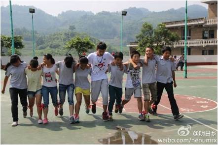 7��21�����������l(xi��ng)������֧�̈F�Ĵ�С��ꠣ������e�׶��ЌW(xu��)�e�k��Ȥζ�\�ӕ���꠆T�͌W(xu��)�����R��ꇣ����Α��Г]����ˮ�����f�P(gu��n)���c������