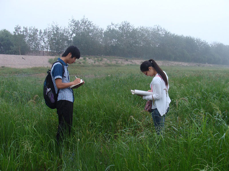 7��14�գ����u�r(n��ng)�I(y��)��W(xu��)������B(t��i)����(m��ng)֮�(du��)����(l��i)�����u�а�ɳ�ӝ�أ��ۖ|�Σ���(du��)ֲ��N��w���M(j��n)�ЬF(xi��n)��(ch��ng)�о���