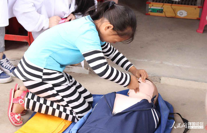 ���ӂ�?c��)�־Ը�ߵ�ָ�?d��o)�£��W(xu��)��(x��)����M(j��n)���˹�������