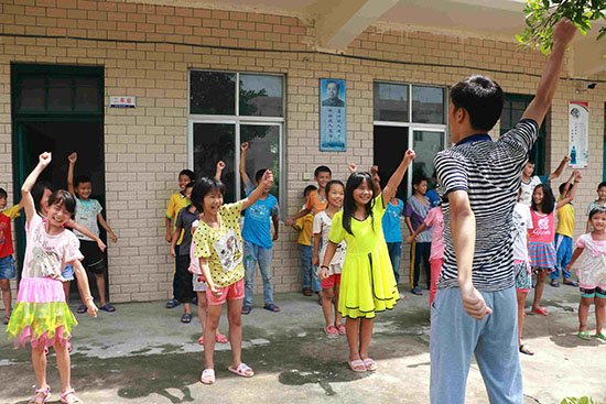 �V�|�t(y��)�ƴ�W(xu��)��΢�m���ġ�����F(tu��n)�(du��)�ڏV�|ʡ�����������(zh��n)ͬ��С�W(xu��)֧����־Ը�߽�ͬ��С�W(xu��)�W(xu��)���\(y��n)��(d��ng)ǰ�������Ԝp���\(y��n)��(d��ng)������