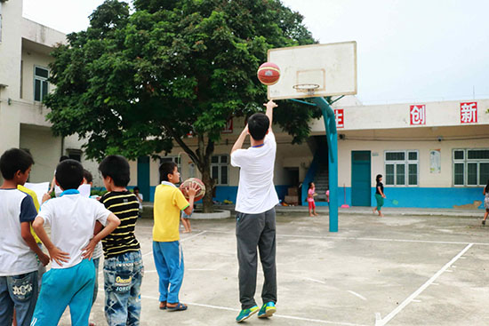 �V�|�t(y��)�ƴ�W��΢�m���ġ�����F��ڏV�|ʡ�����������(zh��n)ͬ��С�W֧����־Ը�߽oͬ��С�W�W�����w���n��