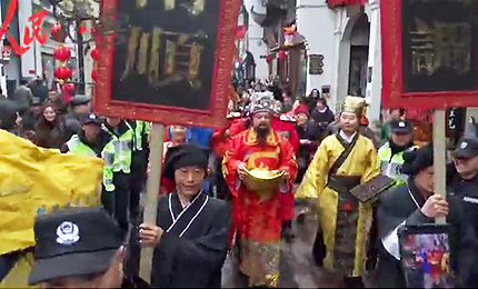 ҕ�l�������ӭؔ�� ������_��������������ݺӷ��֚vʷ�օ^(q��)��ӭ����һ��һ�ȵ�ӭؔ��c�´���ӡ��mȻ������С��������׌���������οͺúõ��_����һ�ء���Ԕ��(x��)�� 