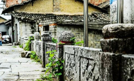 �e�ݹ��(zh��n)�����ƾõĚvʷ�����˹��e�ݳ������Ļ����N�������S���Ěvʷ���ľ��^���C�����eꖚvʷ���ľ��^�ľ��A����Ԕ��������CZYYW ���eꖿh�e�ݹ��(zh��n) Ͷ�� 